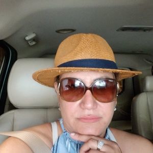 Meet your Posher, Annelisse